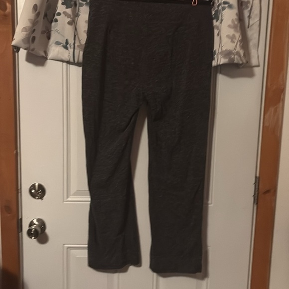⭐️ Athletic Works Graphite Gray Leggings – Size XXL ⭐️ - Picture 4 of 4